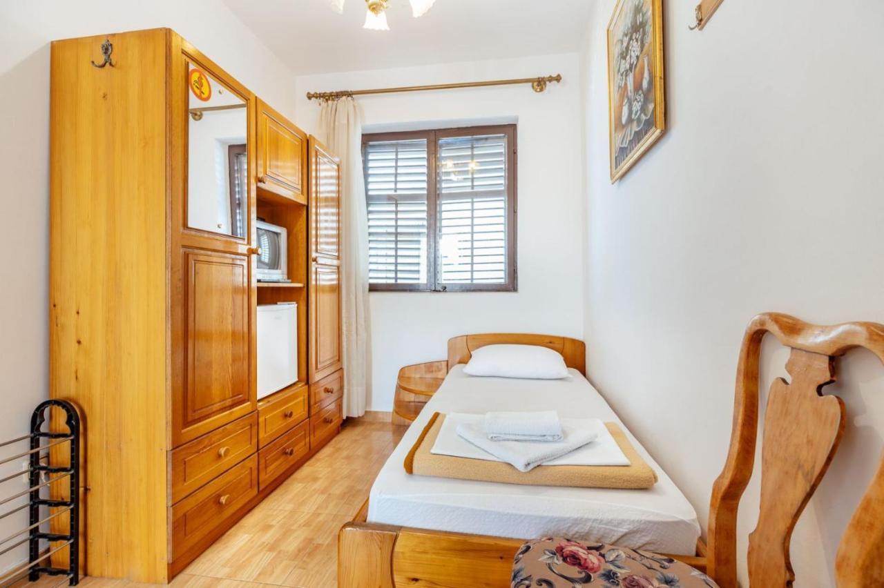 Radic Rooms Χέρτσεγκ Νόβι Εξωτερικό φωτογραφία